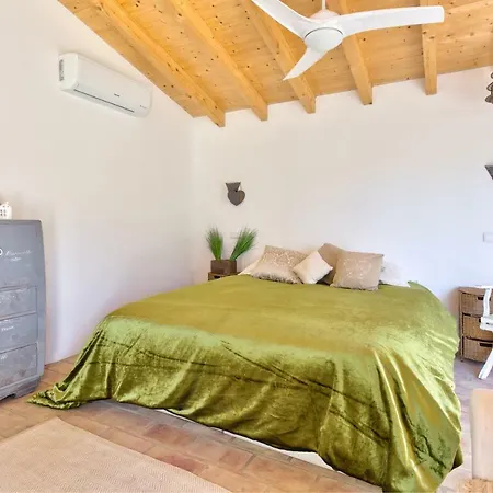 Casa De Mondo Iii بيت ضيافة *